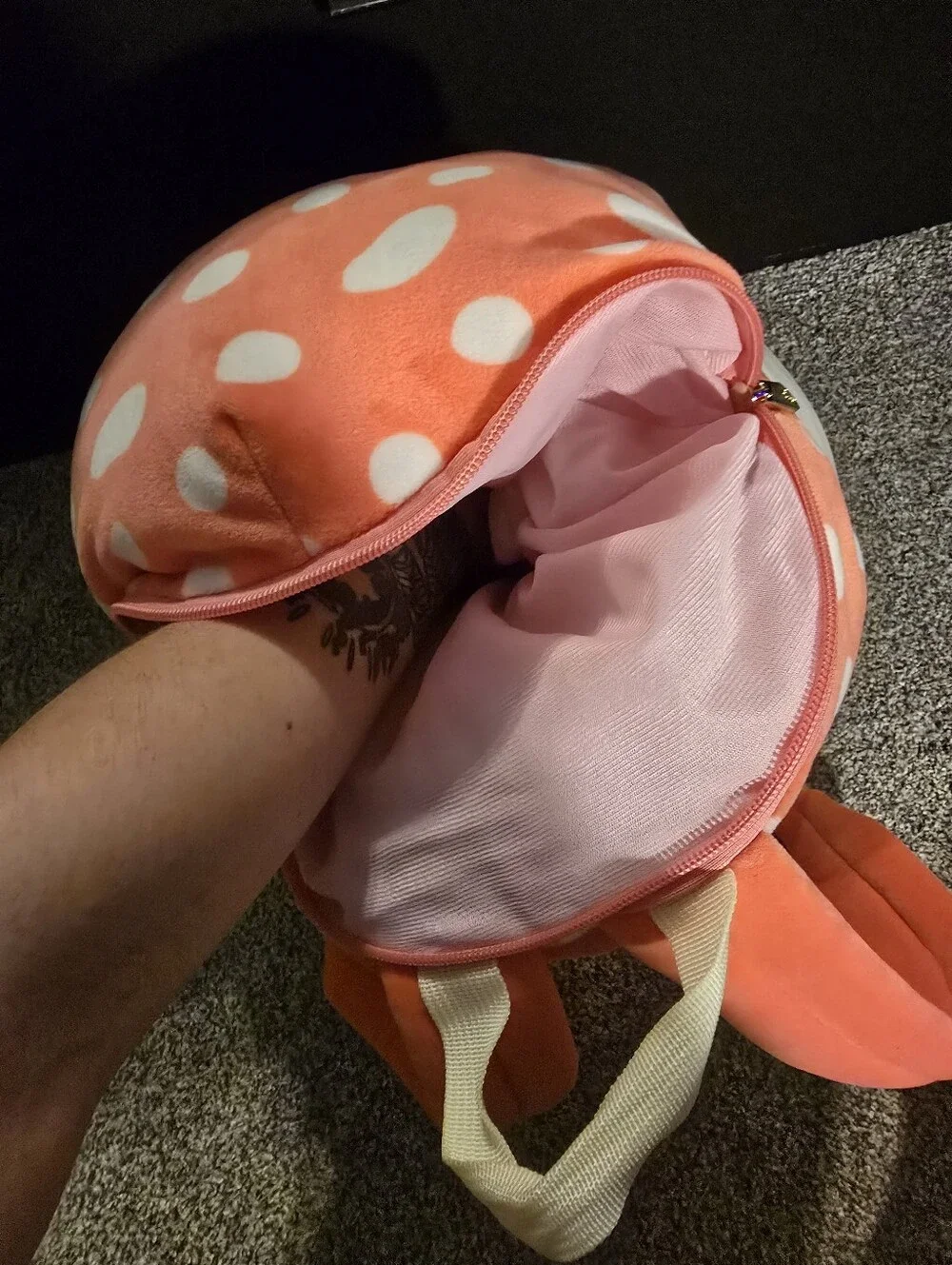 SQUISHMALLOW TOADSTOOL BACKPACK